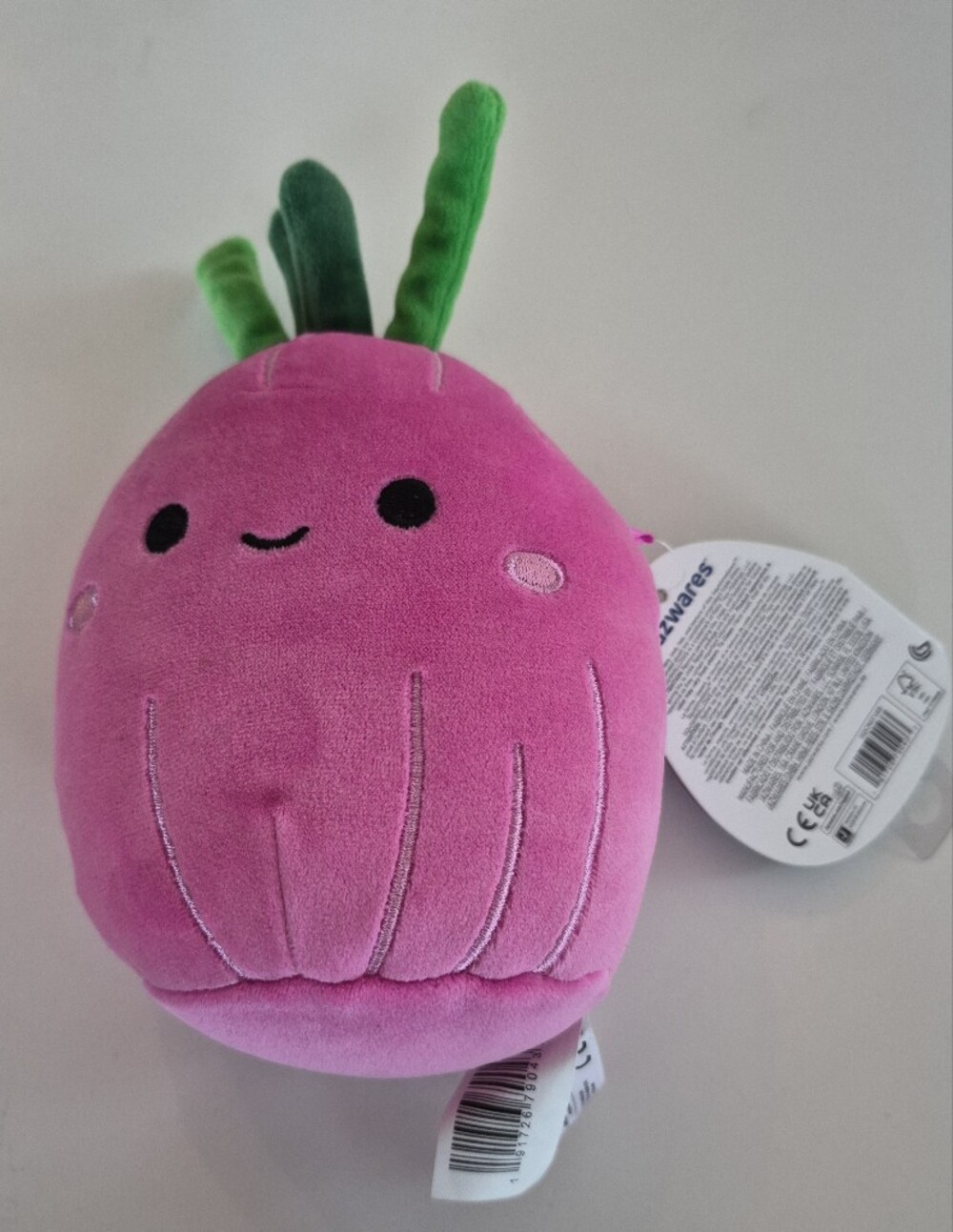 Squushmallow Pink Plush Root Vegetable Squeeze Toy Azizbek The Red Onion NEW NWT